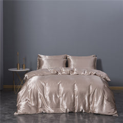 Simulation Silk Three-piece Duvet Cover Bedding