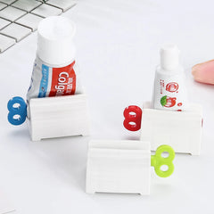 Toothpaste Squeezer Device