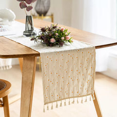 Daisy Tassel Table Runner